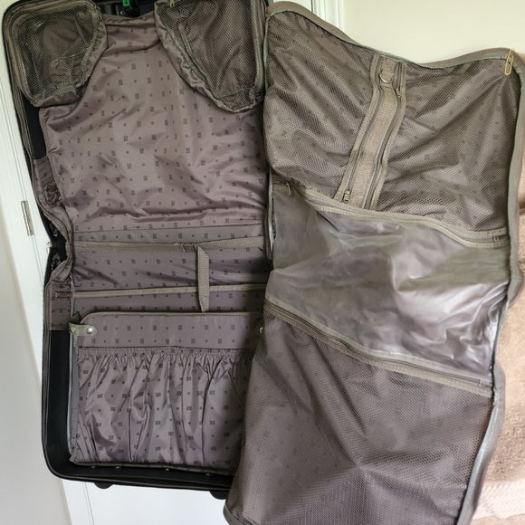 New Oleg Cassini Travel Rolling Garment Bag Black #9844 - Picture 9 of 9